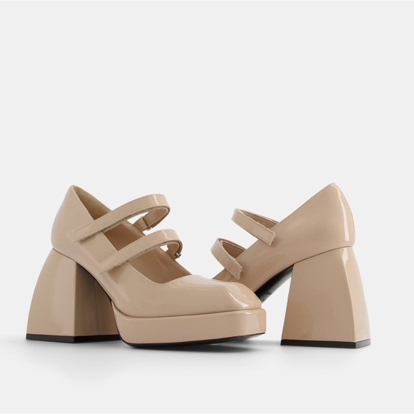 Nodaleto Bulla Babies 90 in Spanish Nude - Picture 2 of 10